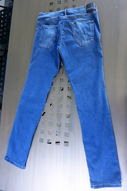 Sensational Jeans by Zerres - prelovedrevolution.com